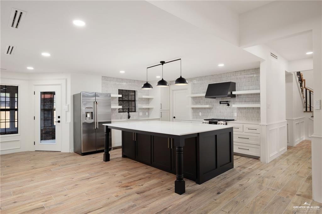 Photo 4 of 5505 4th Street