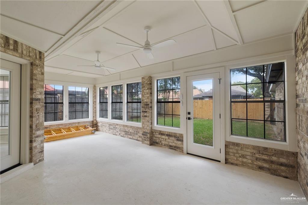 Photo 6 of 5505 4th Street