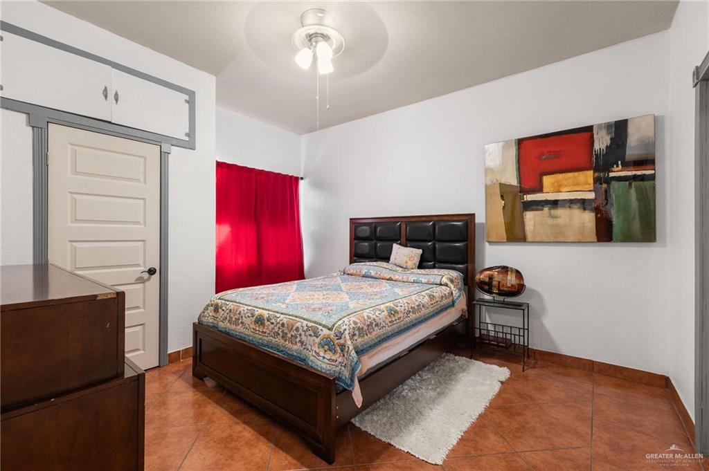 Photo 16 of 293 7th Street