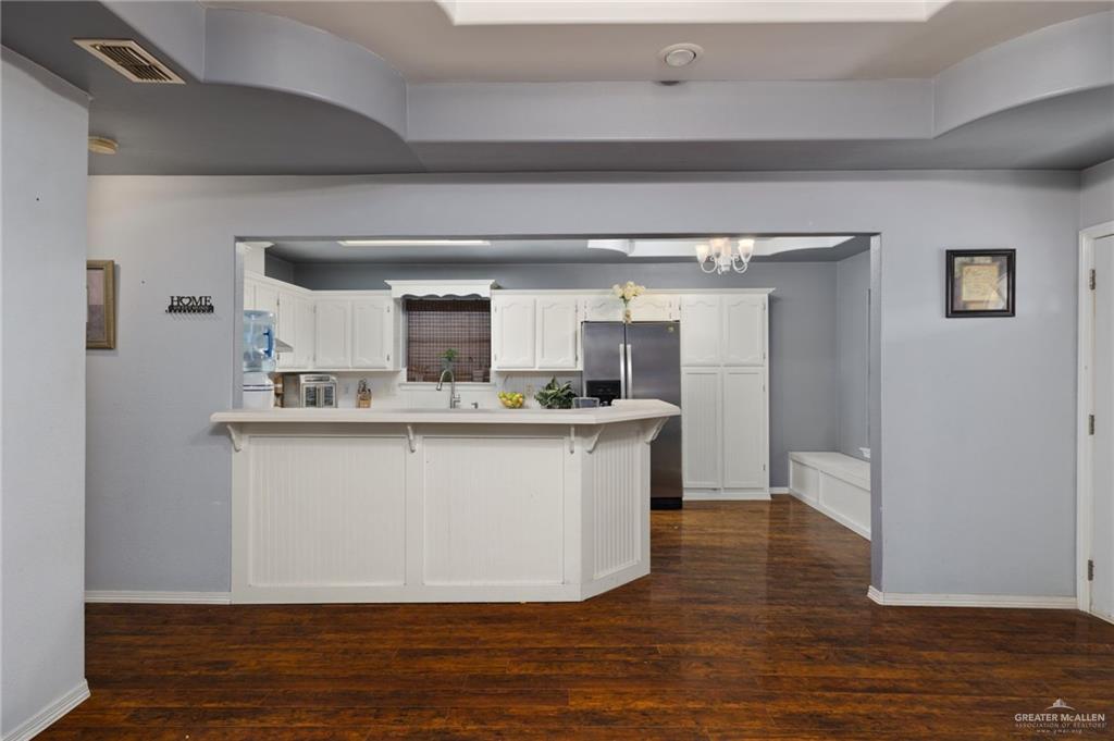 Photo 5 of 1622 Adam Lee Drive