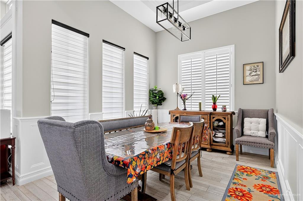 Photo 12 of 3805 Wisteria Avenue