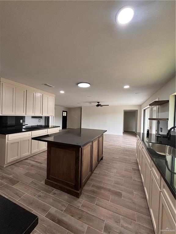 Photo 6 of 425 Tanglewood Drive