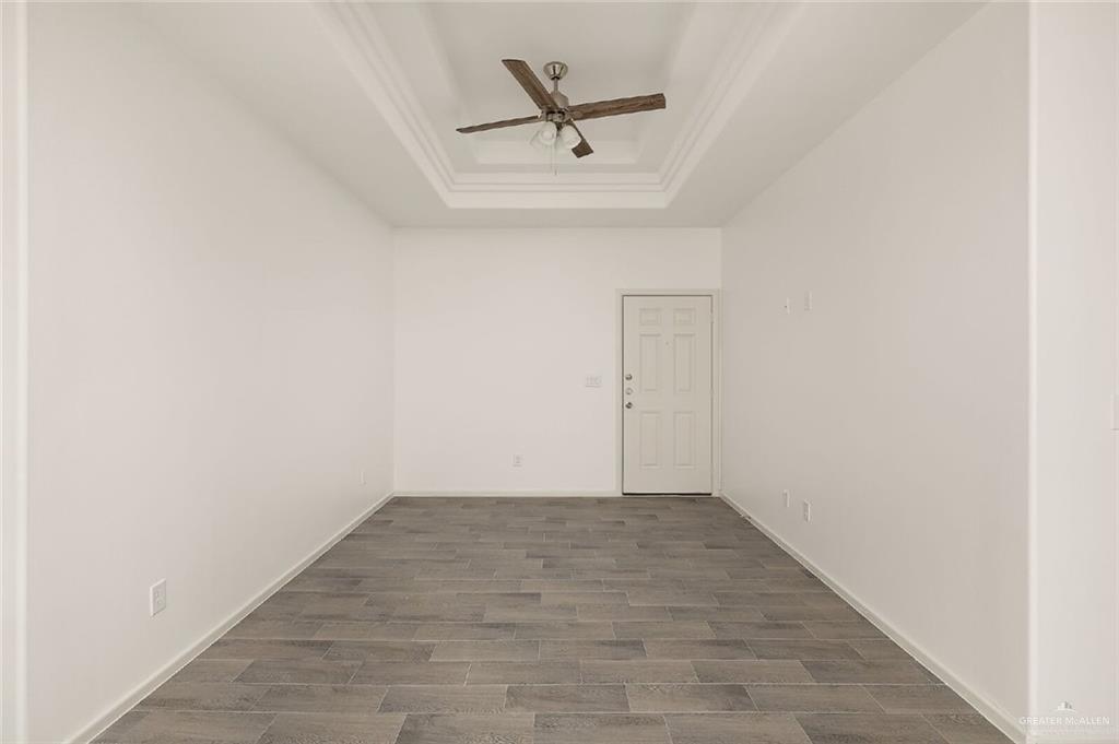 Photo 6 of 2805 Hayes Avenue #2