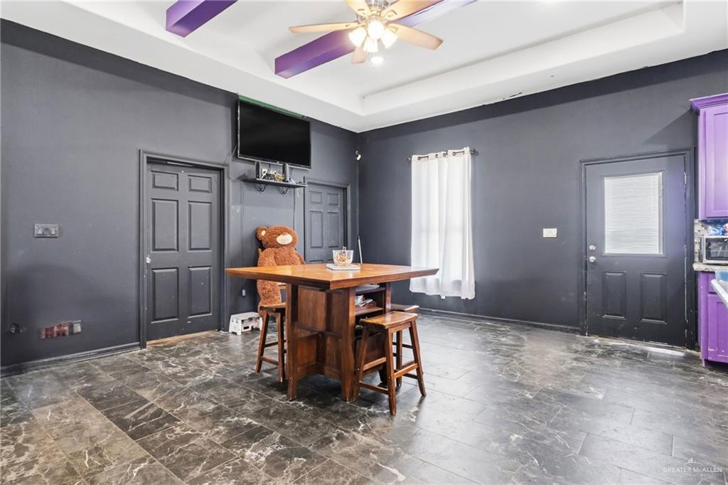 Photo 7 of 1303 Canary Lane
