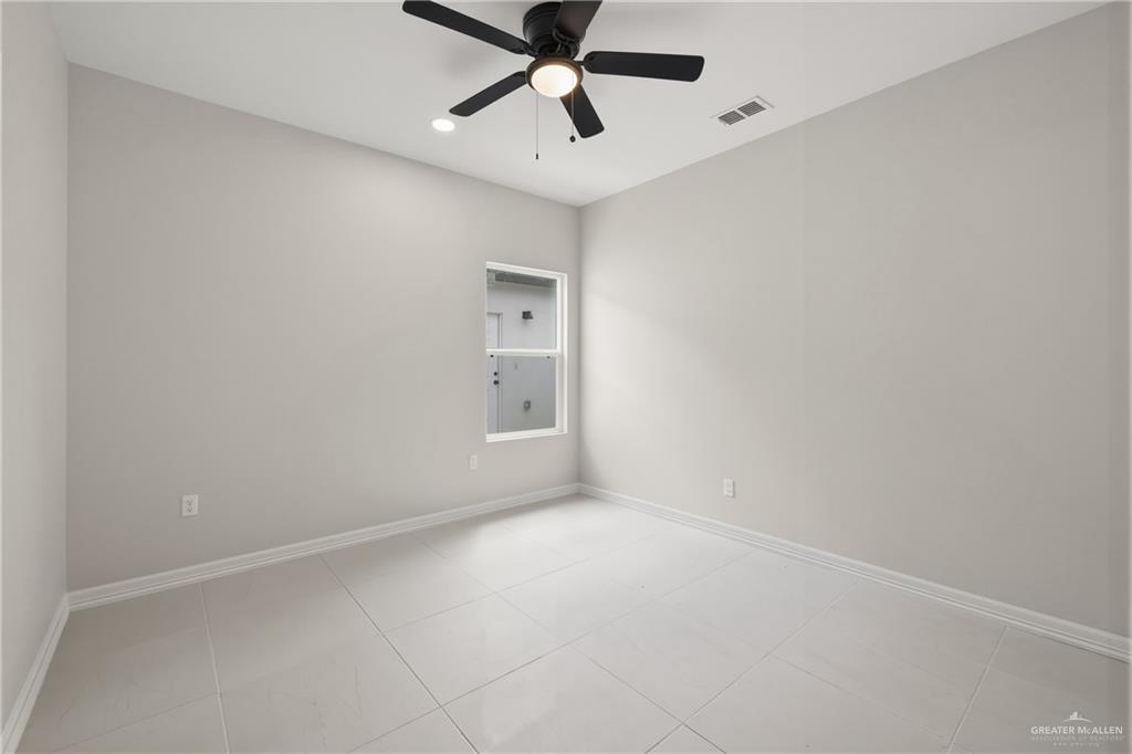 Photo 13 of 4301 Heron Avenue #11