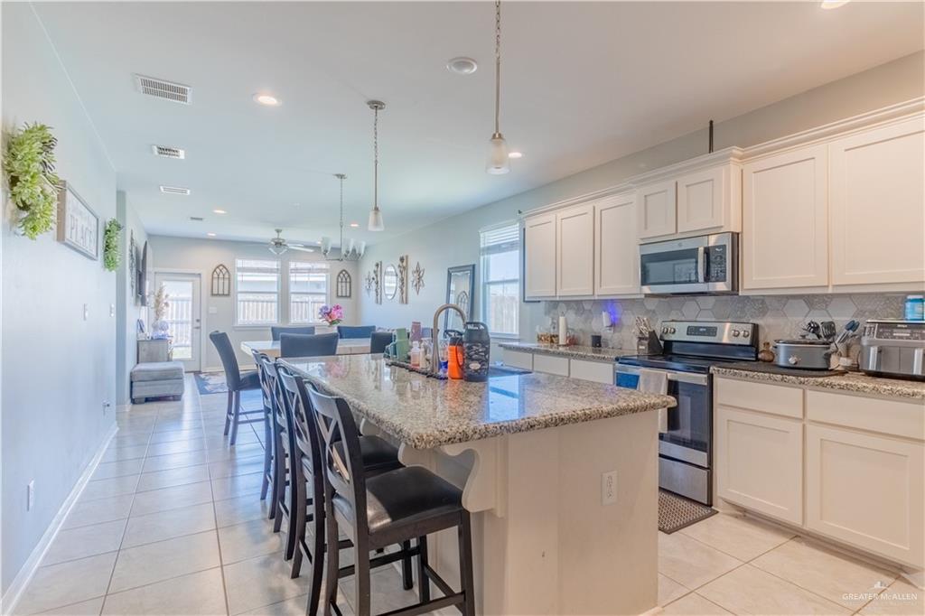 Photo 7 of 1424 Candor Drive