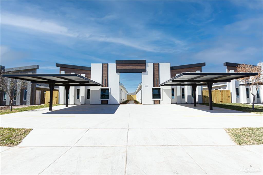 Photo 1 of 404 Emerald Avenue #2, Edinburg