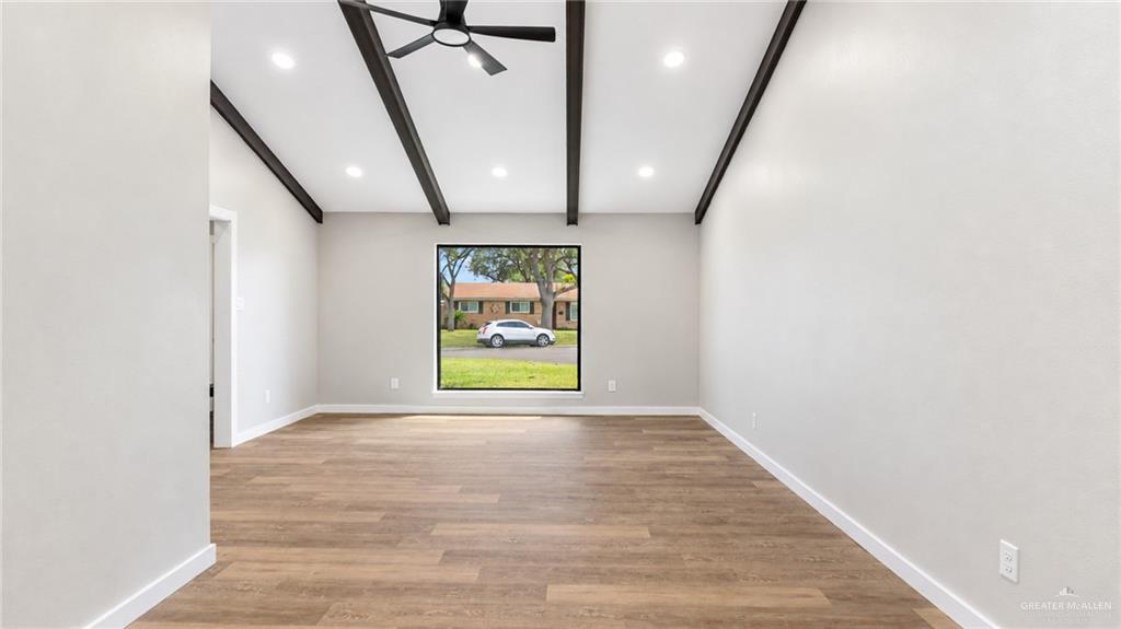 Photo 9 of 1718 Redbud Avenue