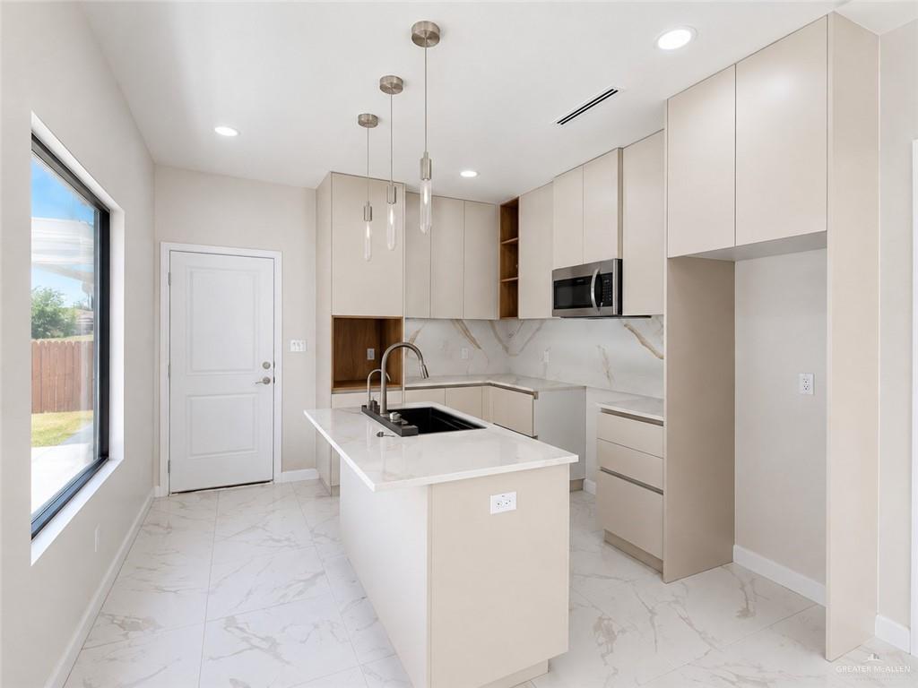 Photo 6 of 4224 Hummingbird Avenue #84