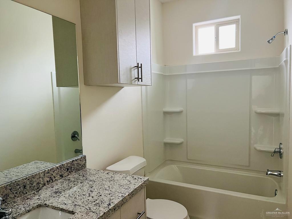 Photo 12 of 1405 Garfield Avenue #3