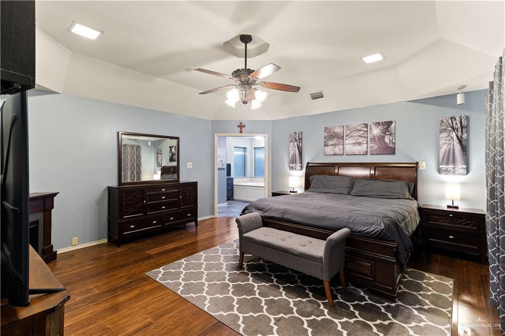 Photo 14 of 600 Wisteria Avenue