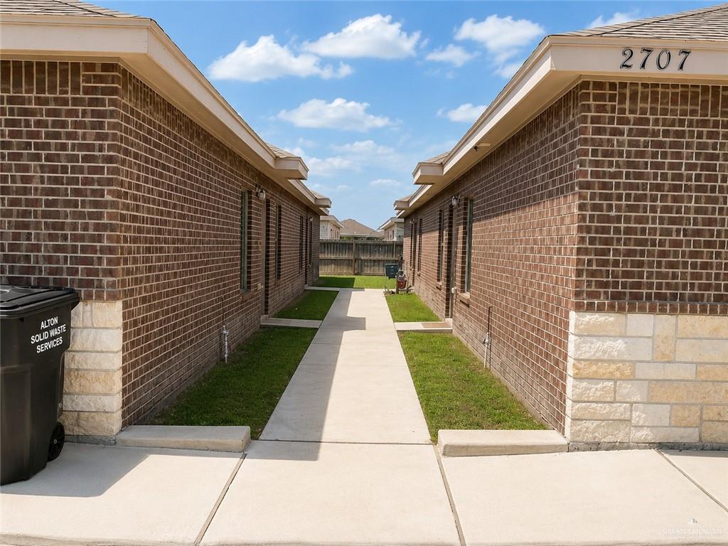 Photo 2 of 2707 Garfield Avenue #A