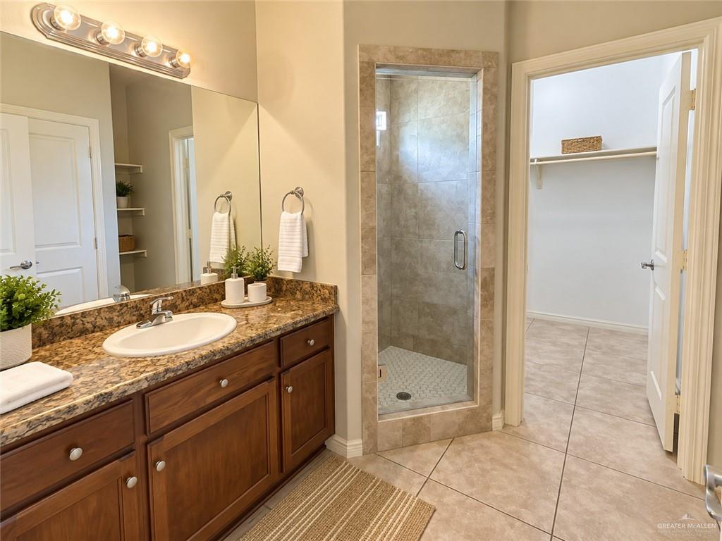 Photo 7 of 2707 Garfield Avenue #A