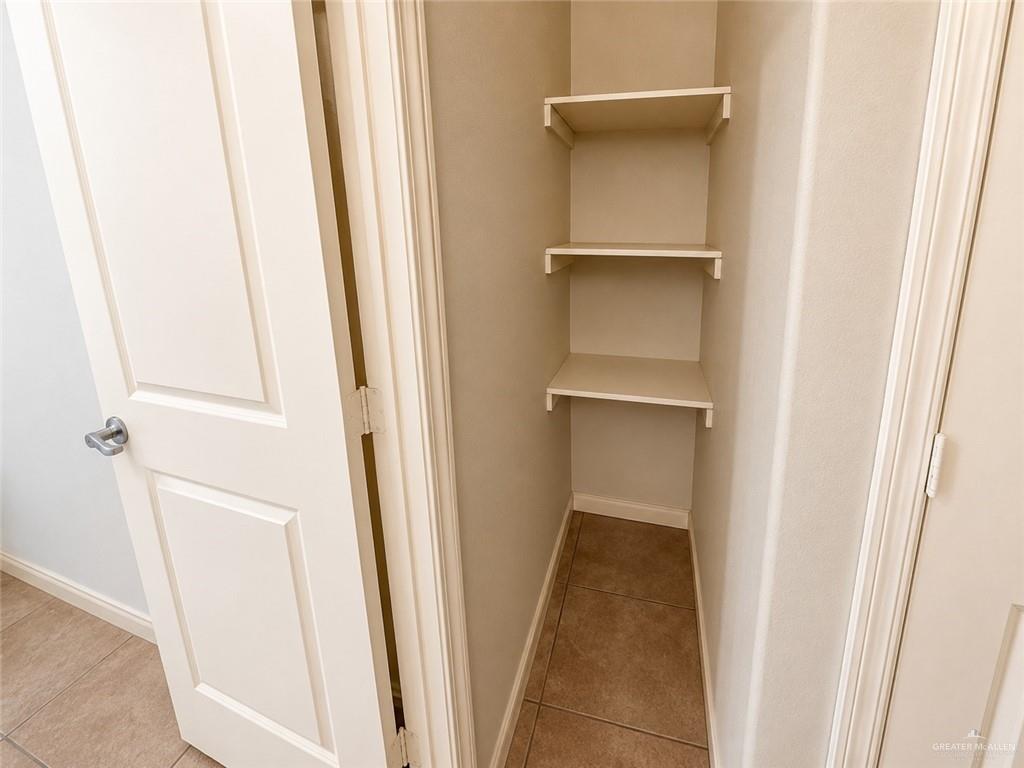 Photo 8 of 2707 Garfield Avenue #A