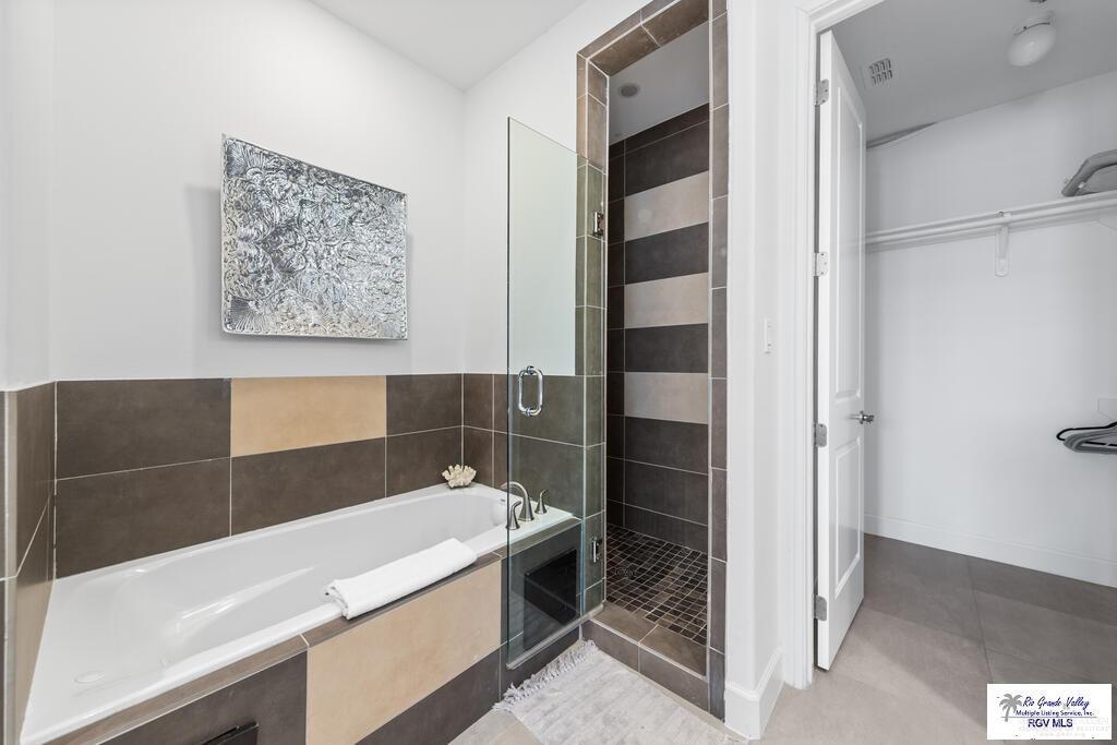 Photo 13 of 126 Atol Street