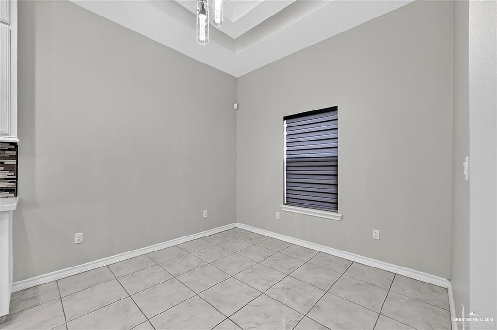 Photo 18 of 404 Royal Drive