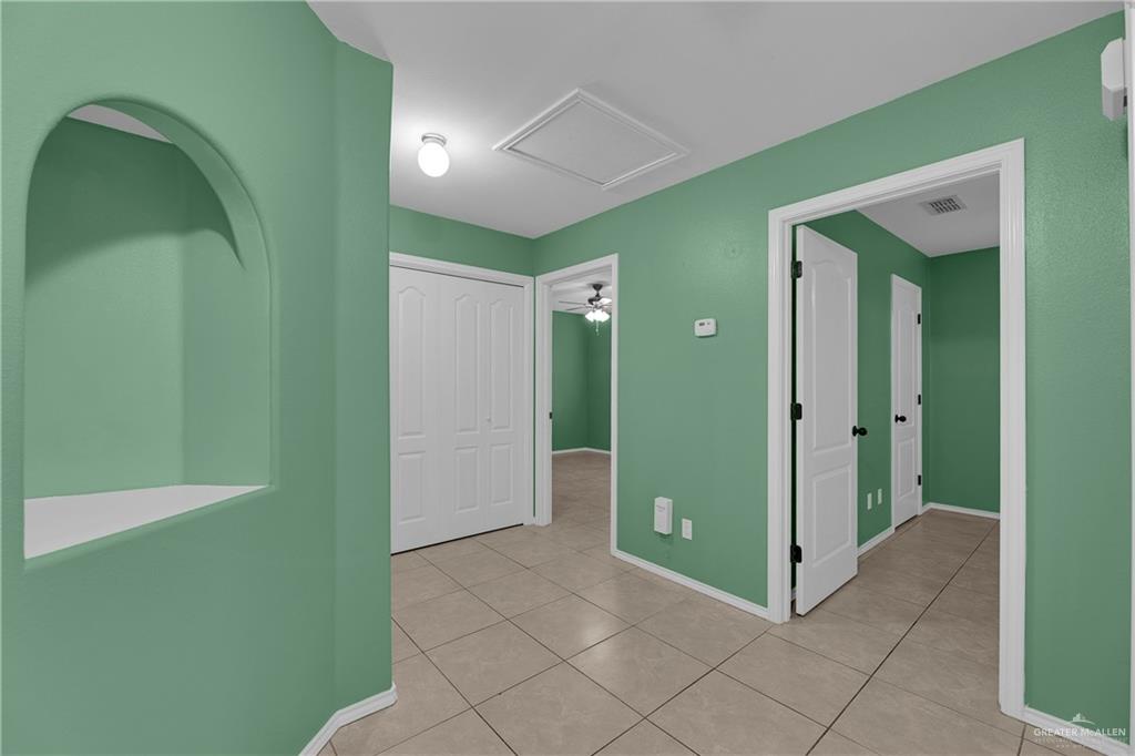 Photo 8 of 3619 Prestwick Street