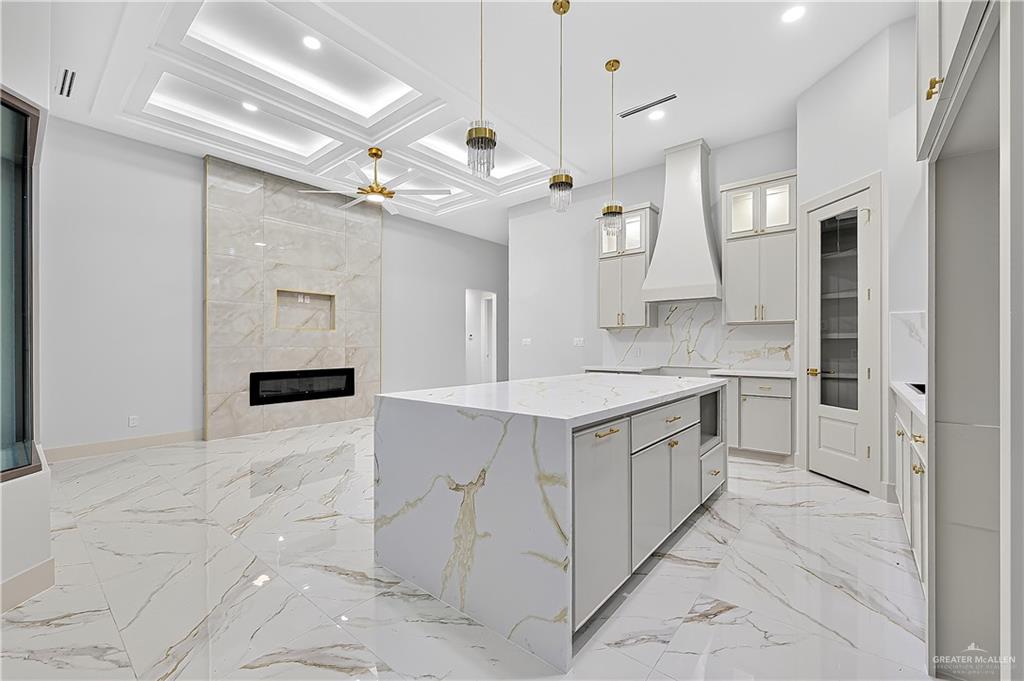 Photo 8 of 4024 Carol Lane