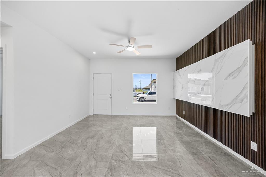 Photo 10 of 302 Valencia Drive