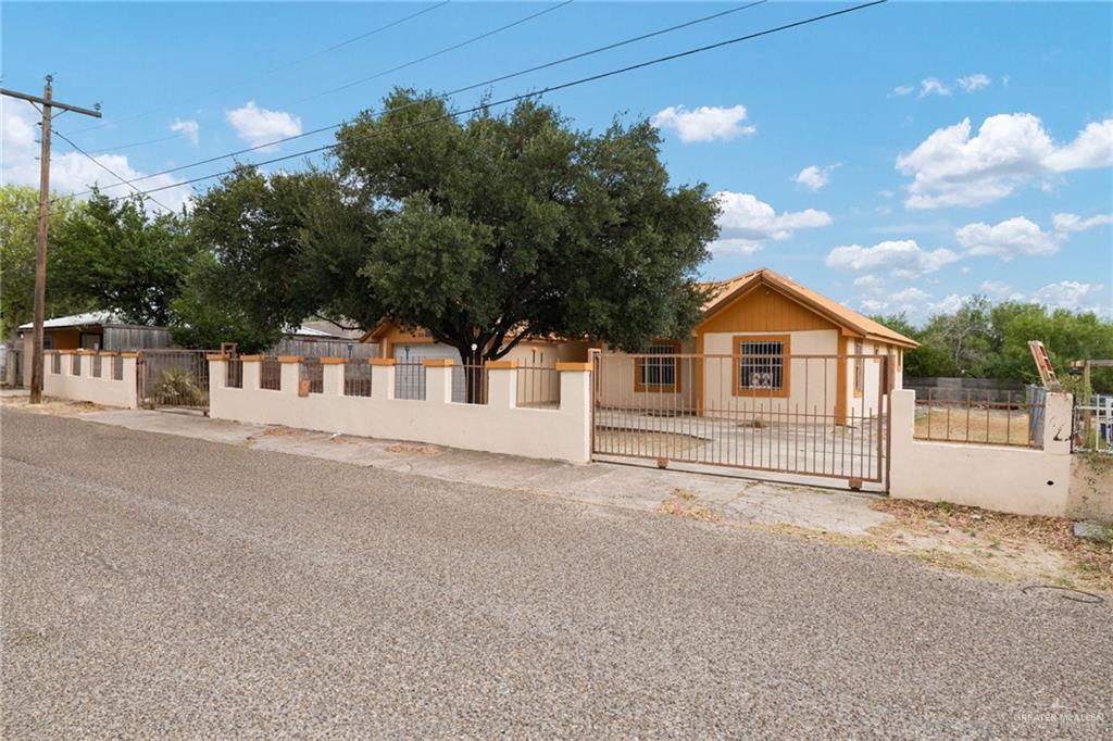 Photo 1 of 328 Albacore Street, Roma