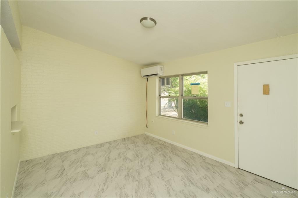 Photo 2 of 861 Sombra Street