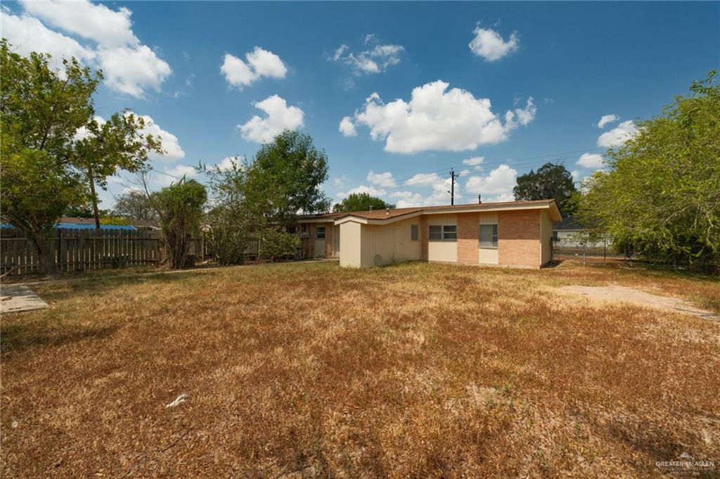 Photo 23 of 861 Sombra Street