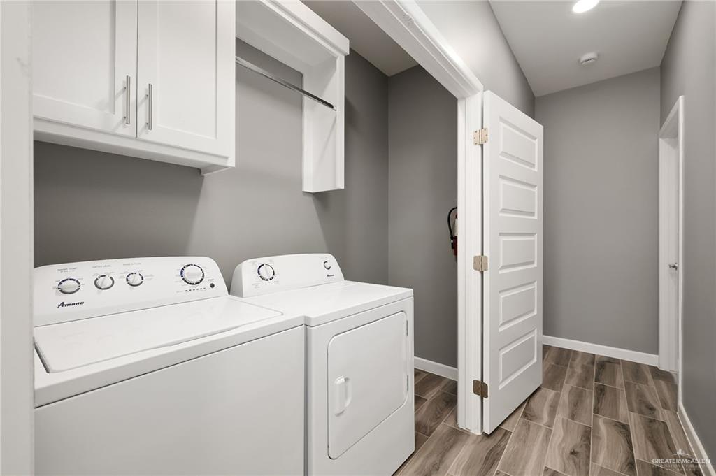 Photo 7 of 1801 Monaco Drive