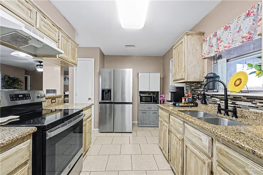 Photo 5 of 3812 Gabriella Drive