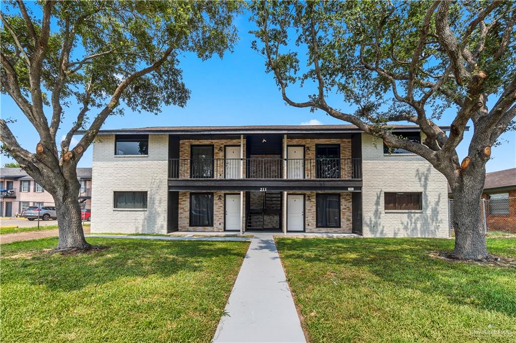 Photo 1 of 211 Gastel Circle #4, Edinburg