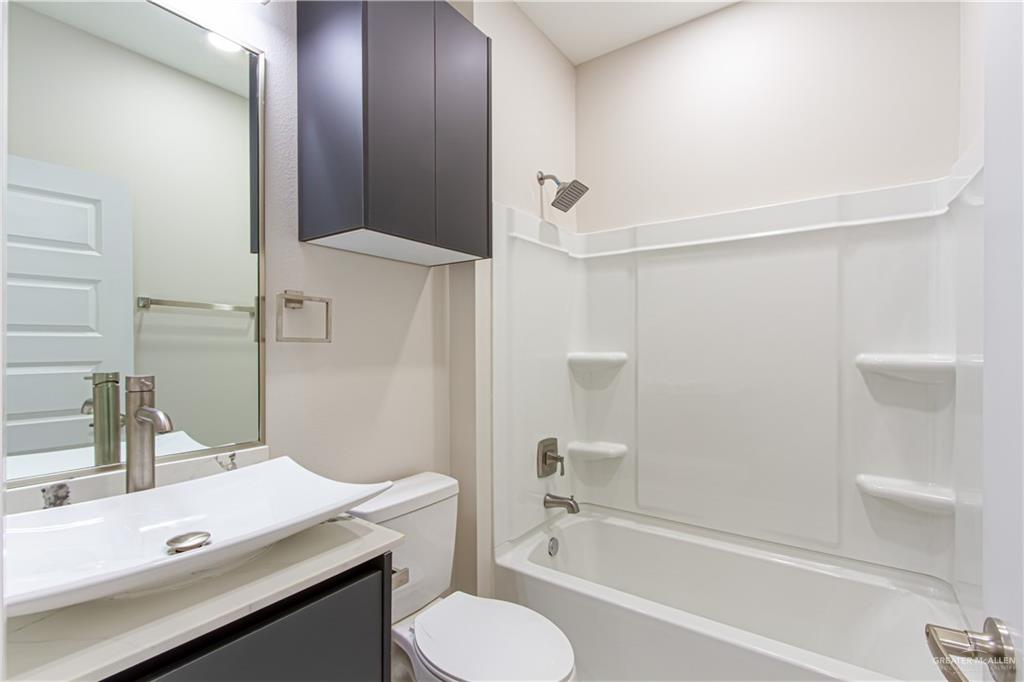 Photo 11 of 4208 Hummingbird Avenue #68