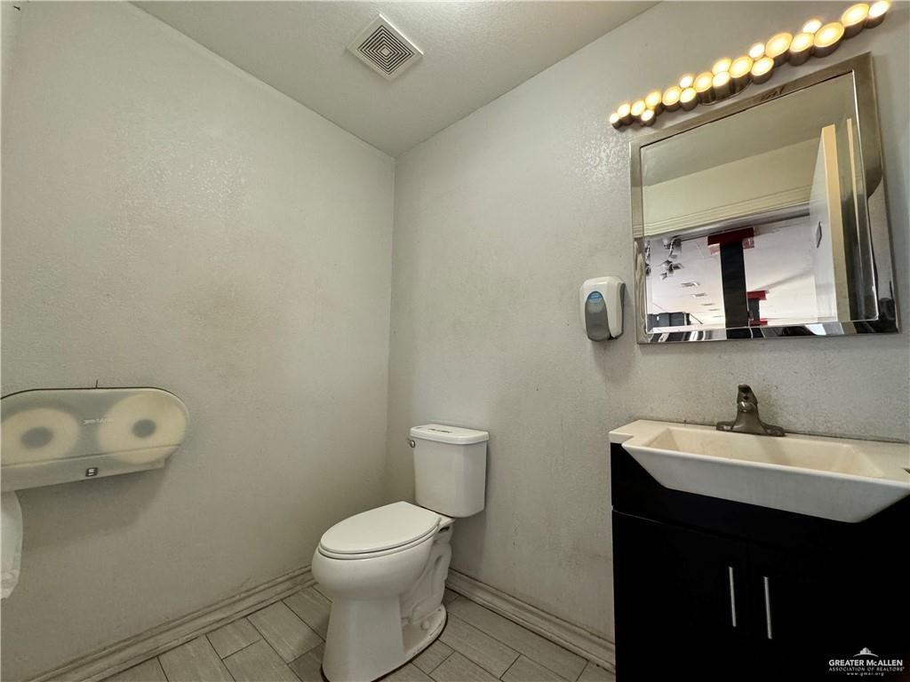 Photo 12 of 7525 Cage Boulevard