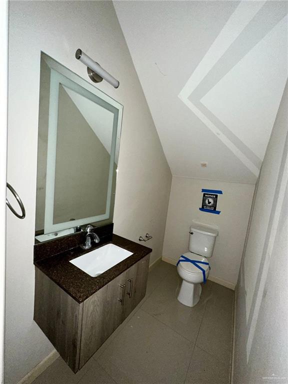 Photo 5 of 508 Newport Avenue #2