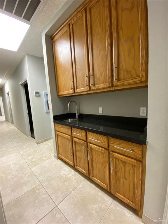 Photo 7 of 713 Esperanza Avenue #B