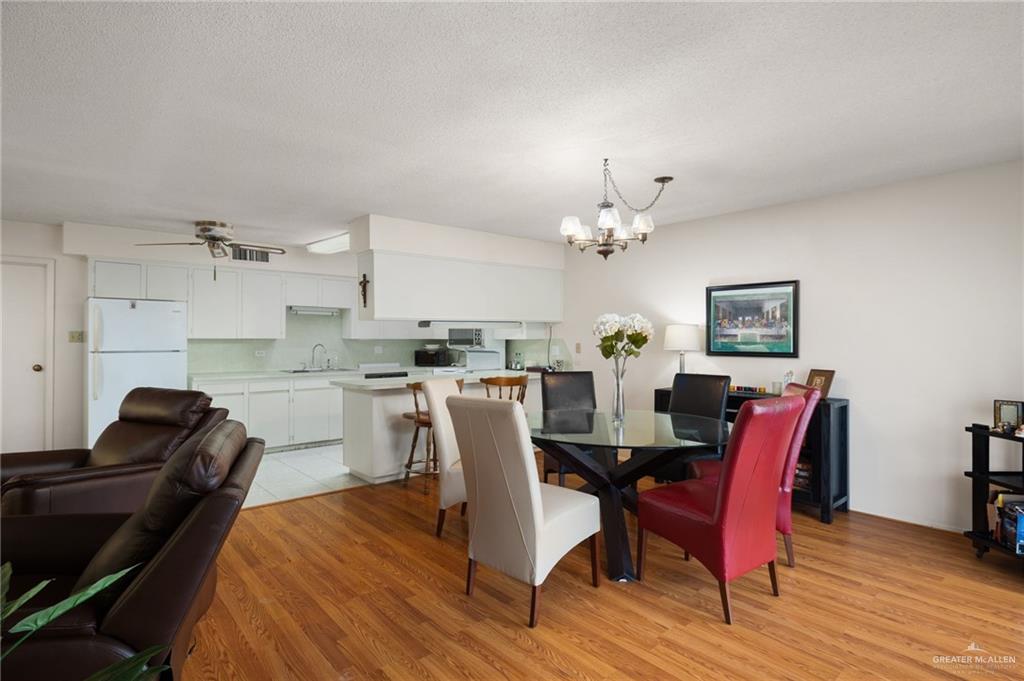 Photo 3 of 800 Dallas Avenue #17
