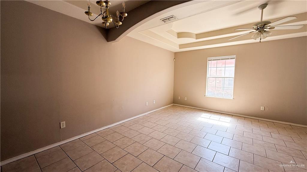 Photo 10 of 3707 Zelma Street