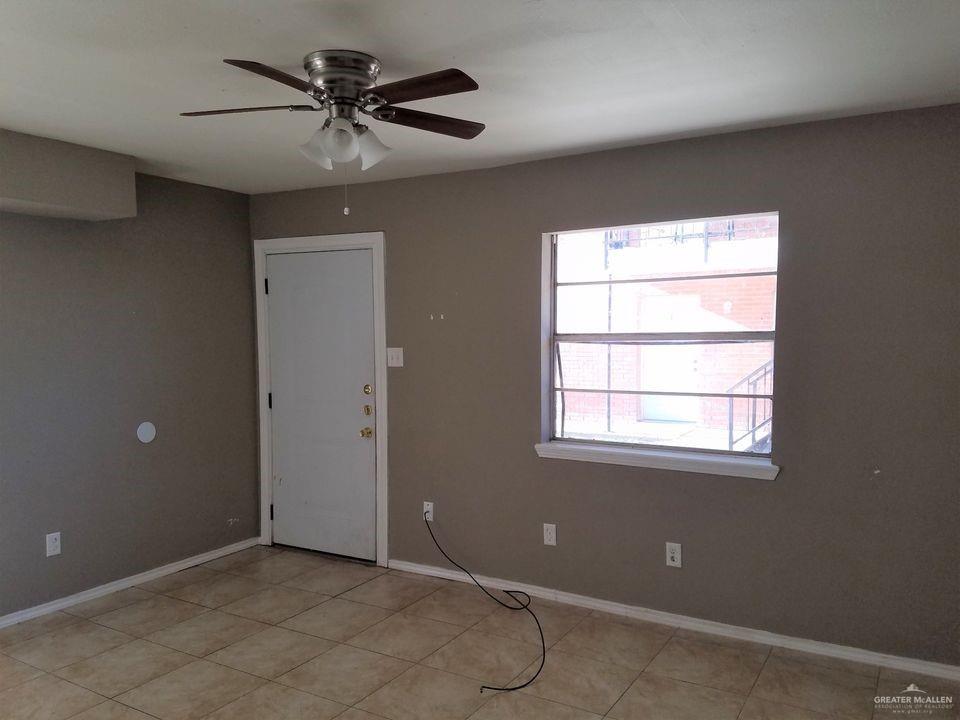 Photo 9 of 1803 Washington Avenue #8