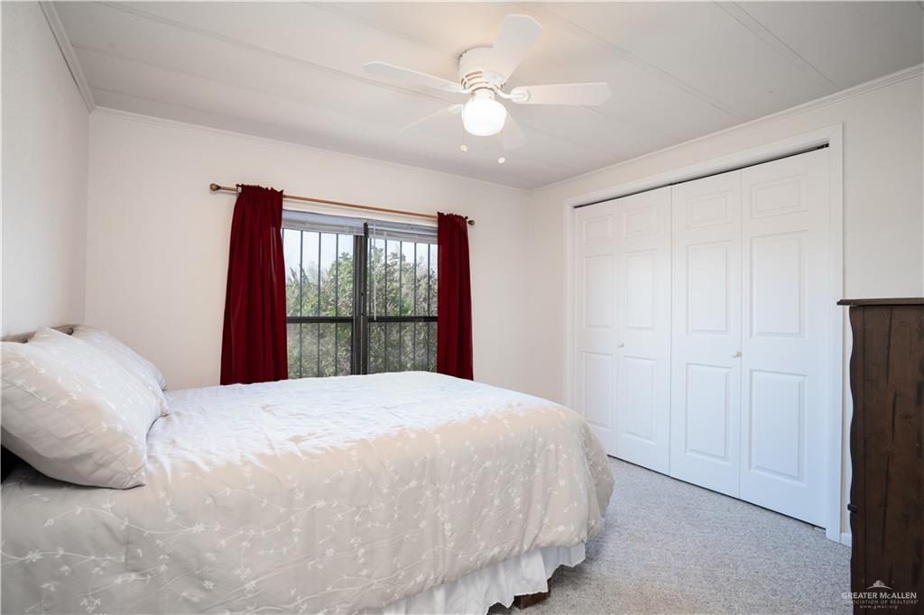 Photo 13 of 2726 Sierra Vista Drive