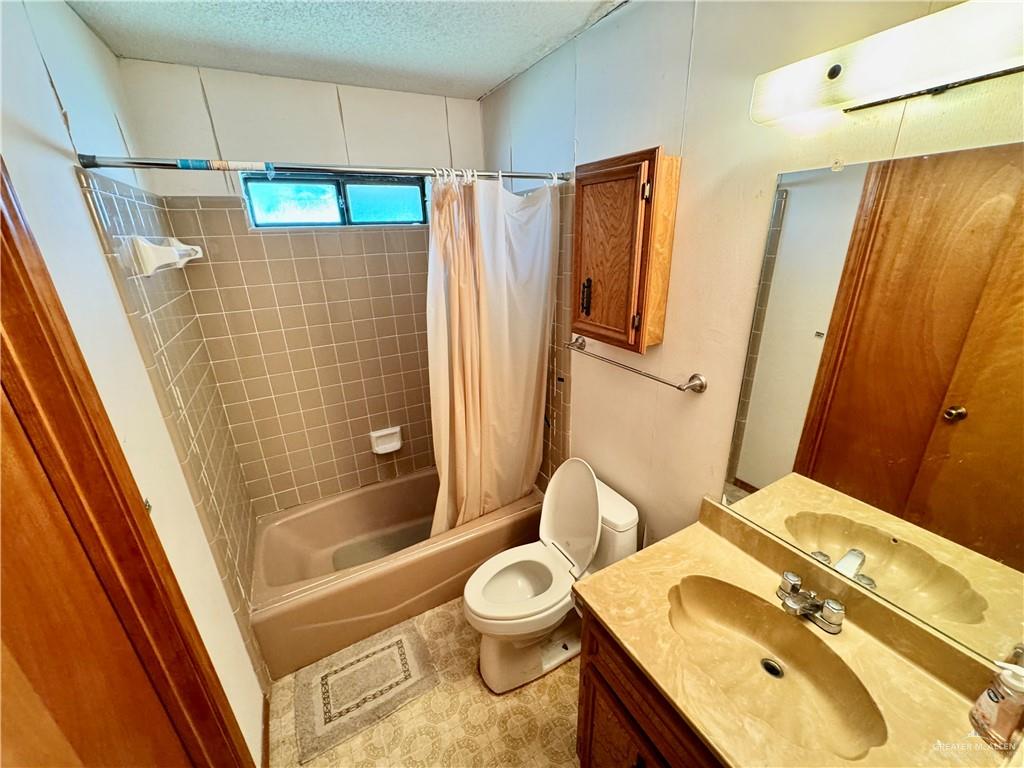 Photo 14 of 2024 Oriole Avenue