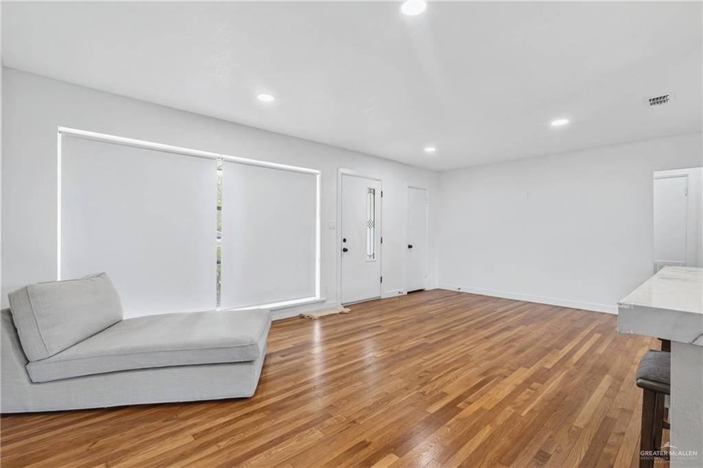 Photo 9 of 1811 5th Street