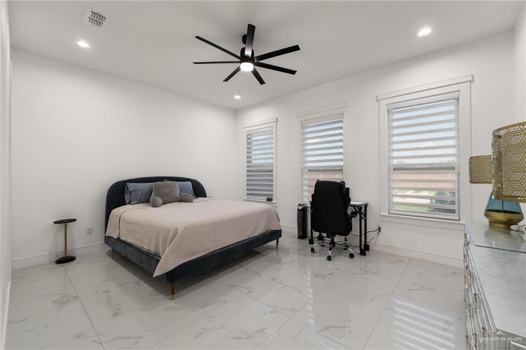Photo 16 of 4514 Resaca South Street