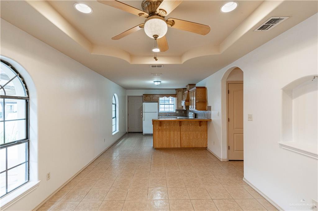 Photo 3 of 2100 Aruba Drive