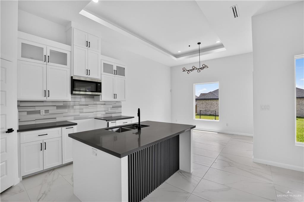 Photo 6 of 3808 Red Lantana Street