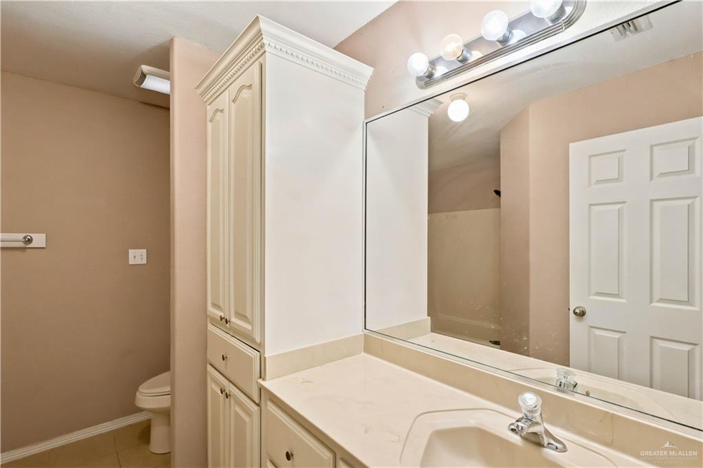 Photo 16 of 2706 7th Street