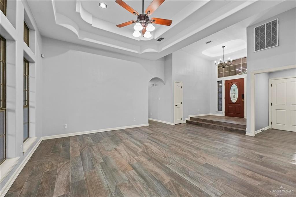 Photo 5 of 3831 Ora Street