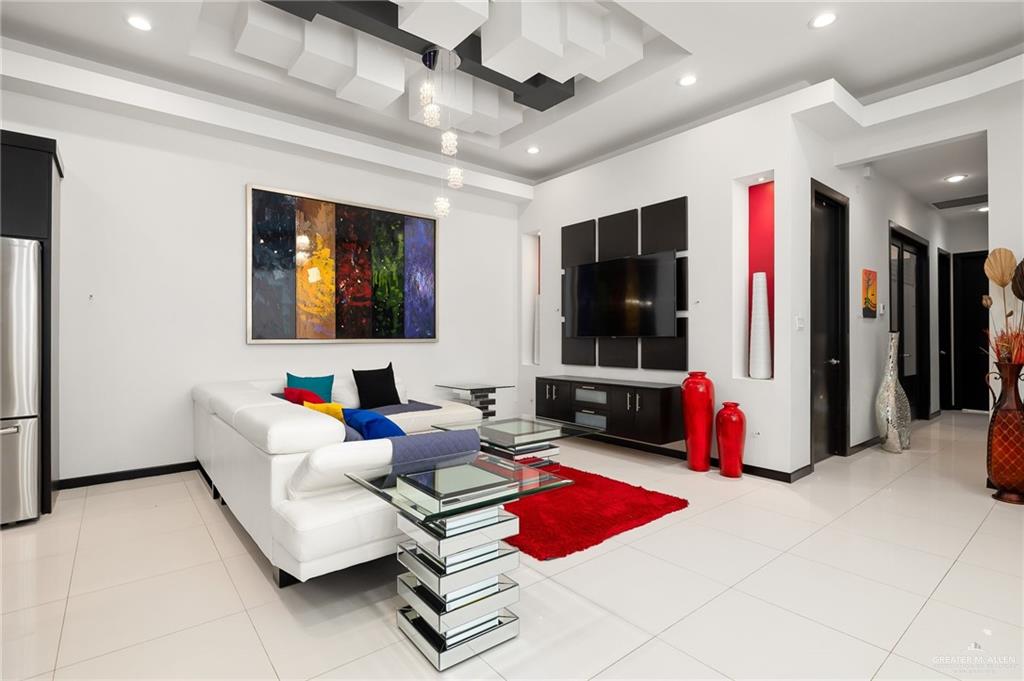 Photo 2 of 3416 Toucan Avenue