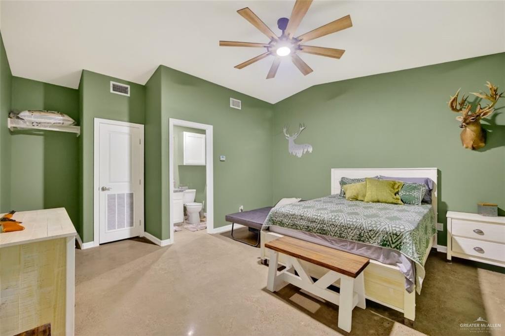 Photo 13 of 141 Villareal Road