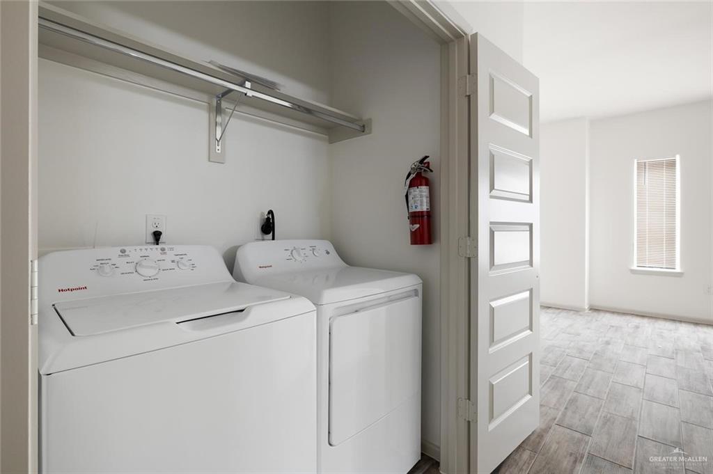 Photo 6 of 440 Frio Lane #3