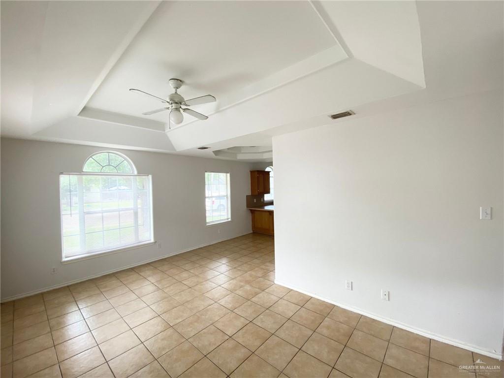 Photo 6 of 820 Cross Lane #3