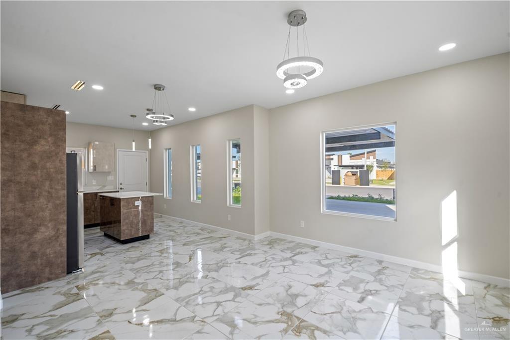 Photo 3 of 409 Onyx Drive