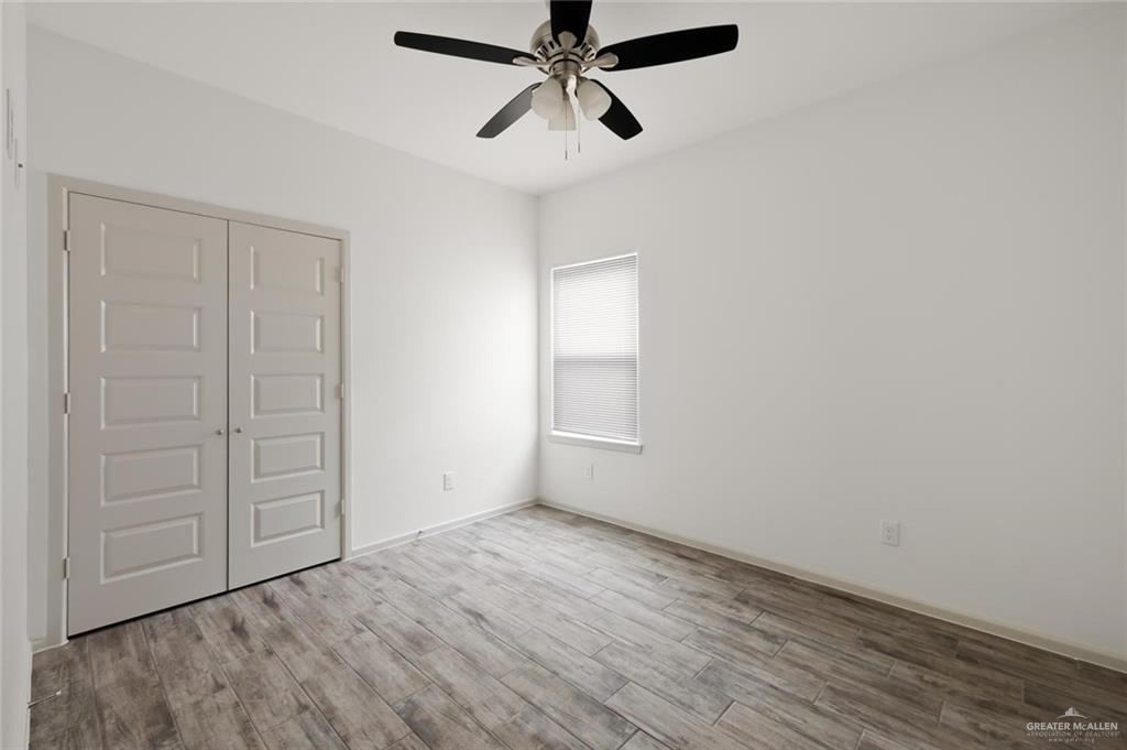 Photo 5 of 427 Frio Lane #1